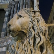 The lions outside this cathedral remind me of Patience and Fortitude (the lions outside the NY Public Library) but their expressions are sweeter and softer